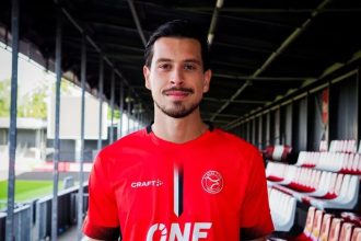 Thom Haye Angkat Suara Soal Kritik Negatif Usai Gagal di Kualifikasi Piala Dunia 2026: “Tidak Membantu Tim”